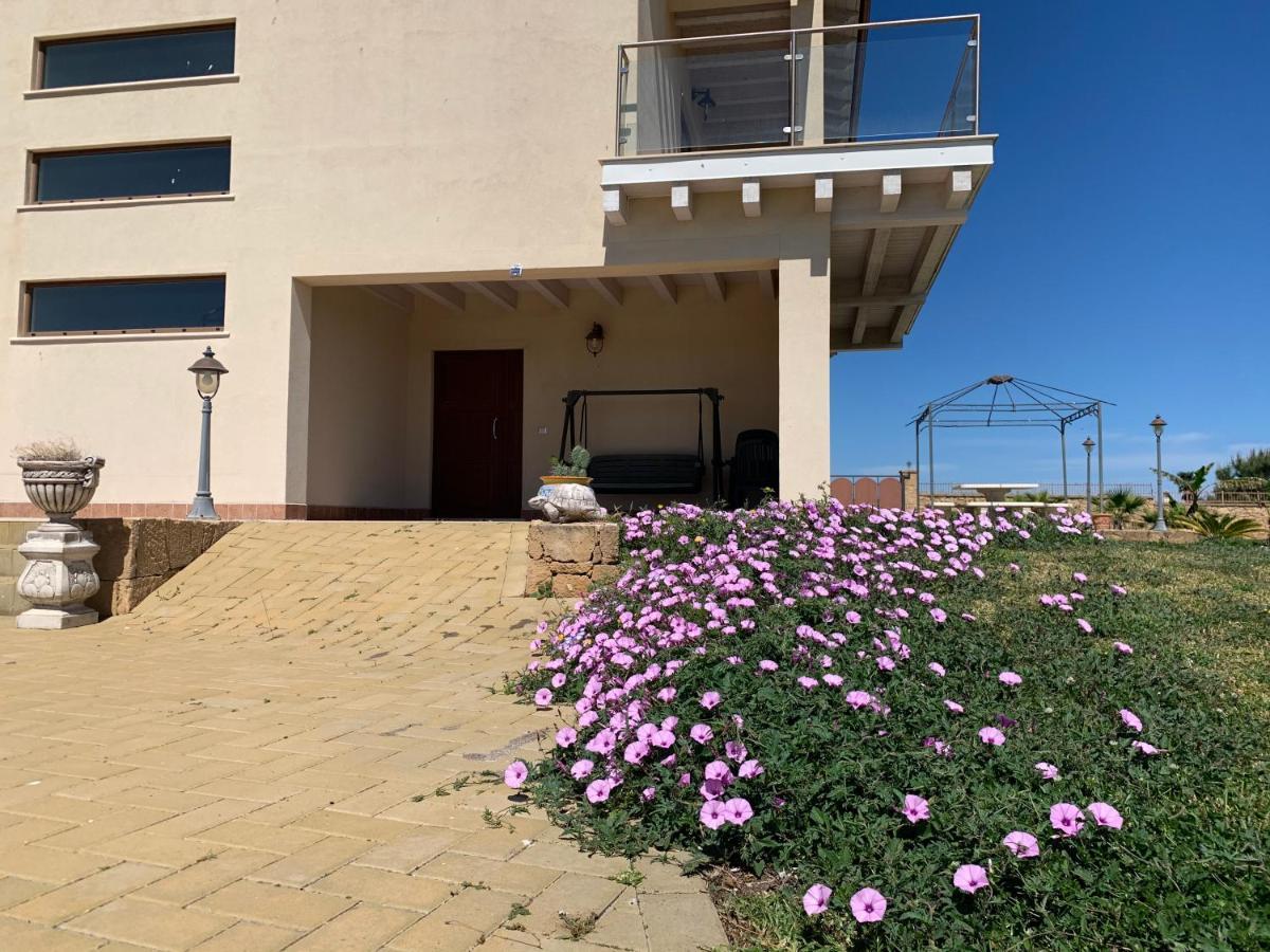 Villa Giglio Brucoli Eksteriør billede
