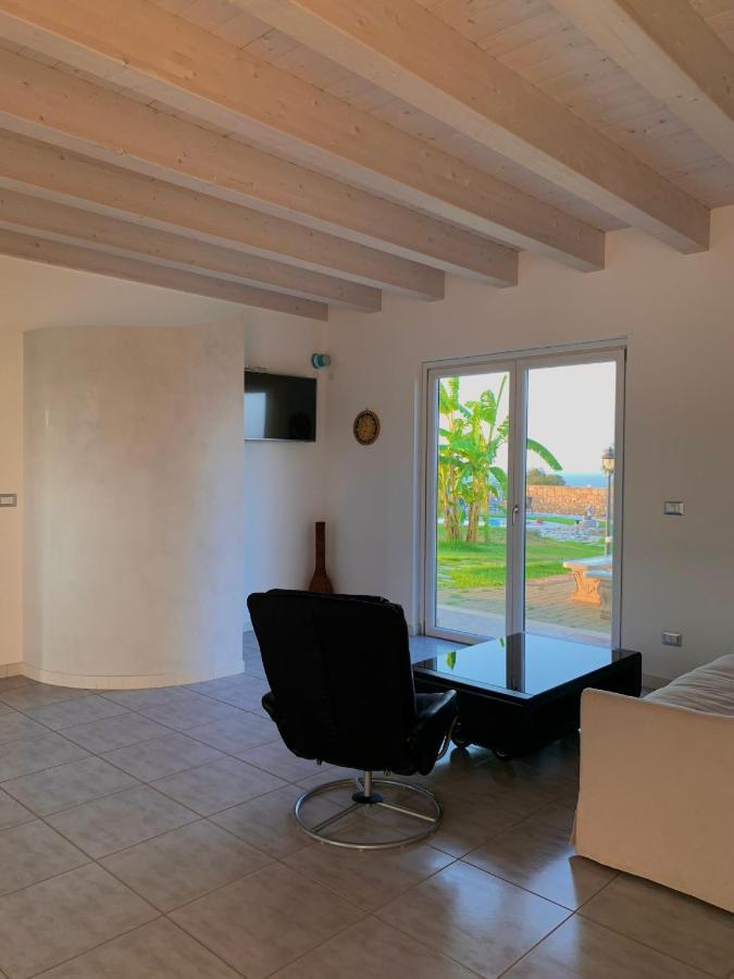 Villa Giglio Brucoli Eksteriør billede